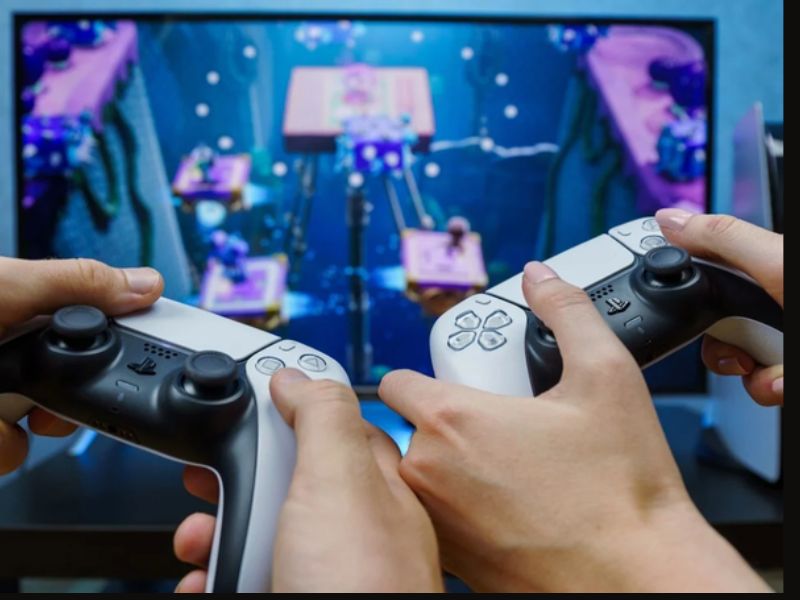 Nên chọn game mod hay game phát hành chính thức 
